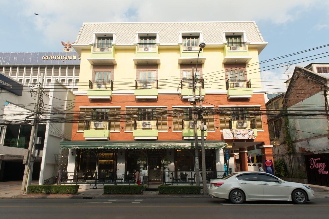 Taraplace Hotel Bangkok Bagian luar foto