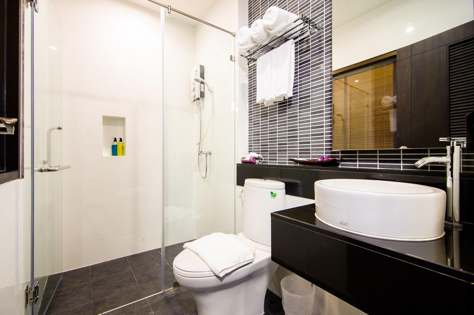 Taraplace Hotel Bangkok Bagian luar foto