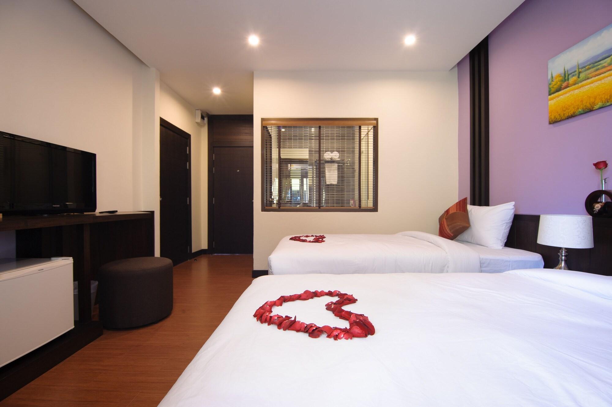 Taraplace Hotel Bangkok Bagian luar foto