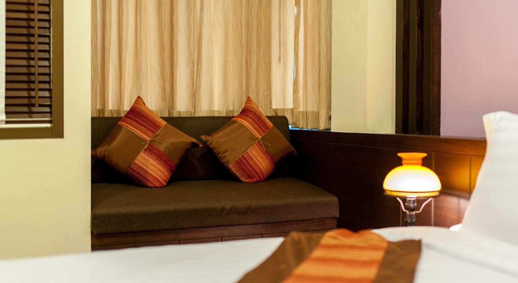 Taraplace Hotel Bangkok Bagian luar foto
