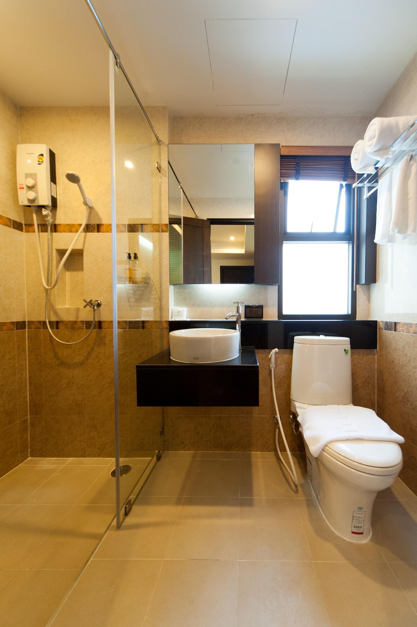 Taraplace Hotel Bangkok Bagian luar foto