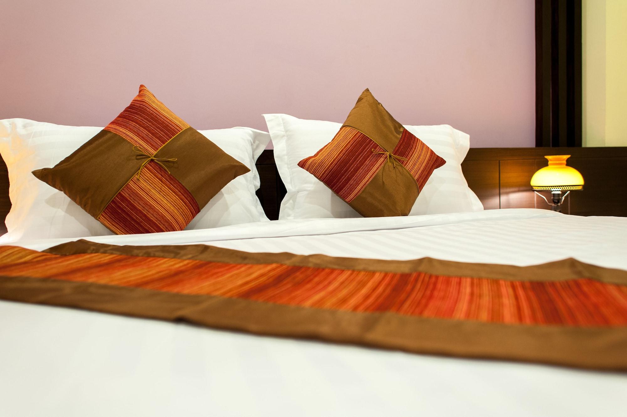 Taraplace Hotel Bangkok Bagian luar foto