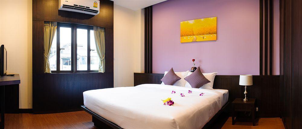 Taraplace Hotel Bangkok Bagian luar foto