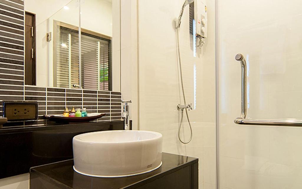 Taraplace Hotel Bangkok Ruang foto