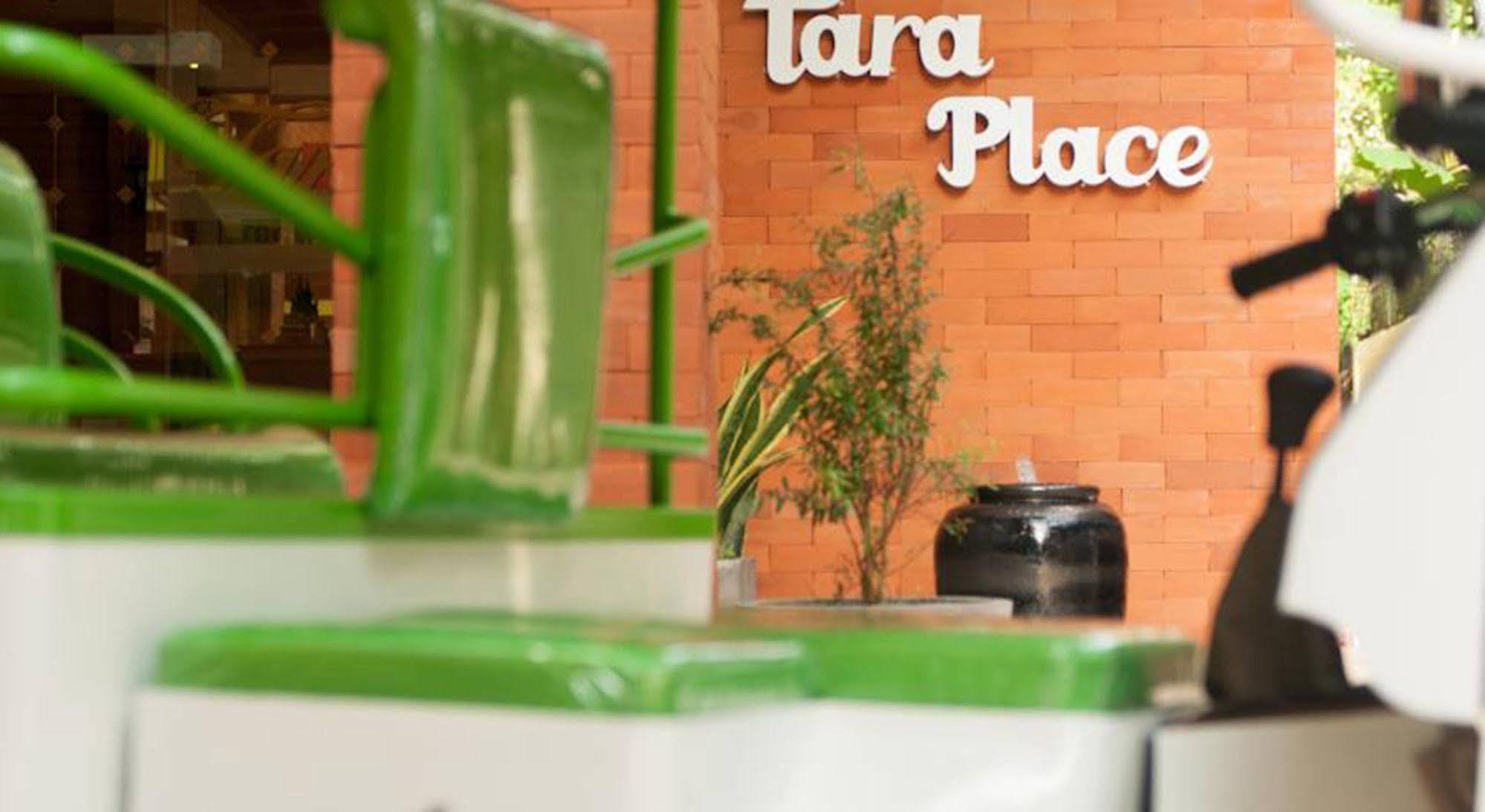 Taraplace Hotel Bangkok Bagian luar foto